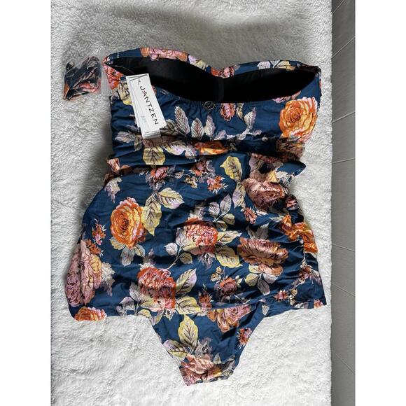 Jantzen One Piece Halter Swimsuit Floral Ruched Lined Size 10 Beach Vacation - Picture 4 of 7